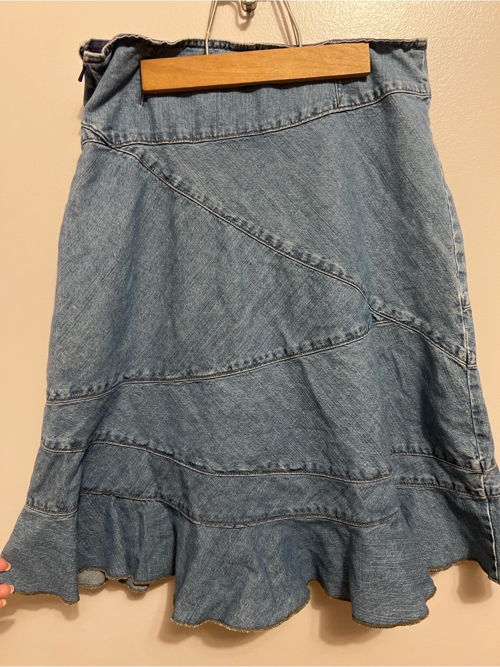 GAP Light Wash Denim Ruffle Hem Skirt Asymmetrical Seamed Cotton Midi Skirt - Picture 3 of 9